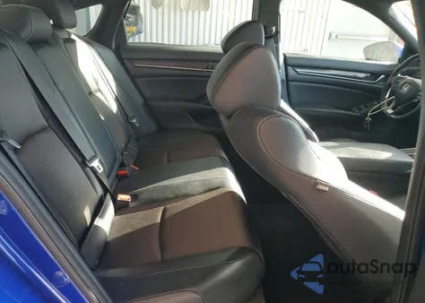 2018 Honda Accord Sport из США, поврежденный, VIN 1HGCV1F3XJA230258